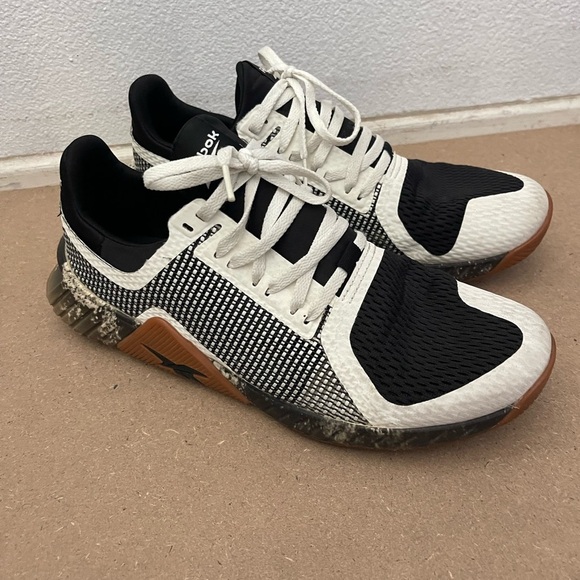 Reebok Other - Reebok Flashfilm Trainer Australia - Mens Cross Training Size 9 JJ Watt